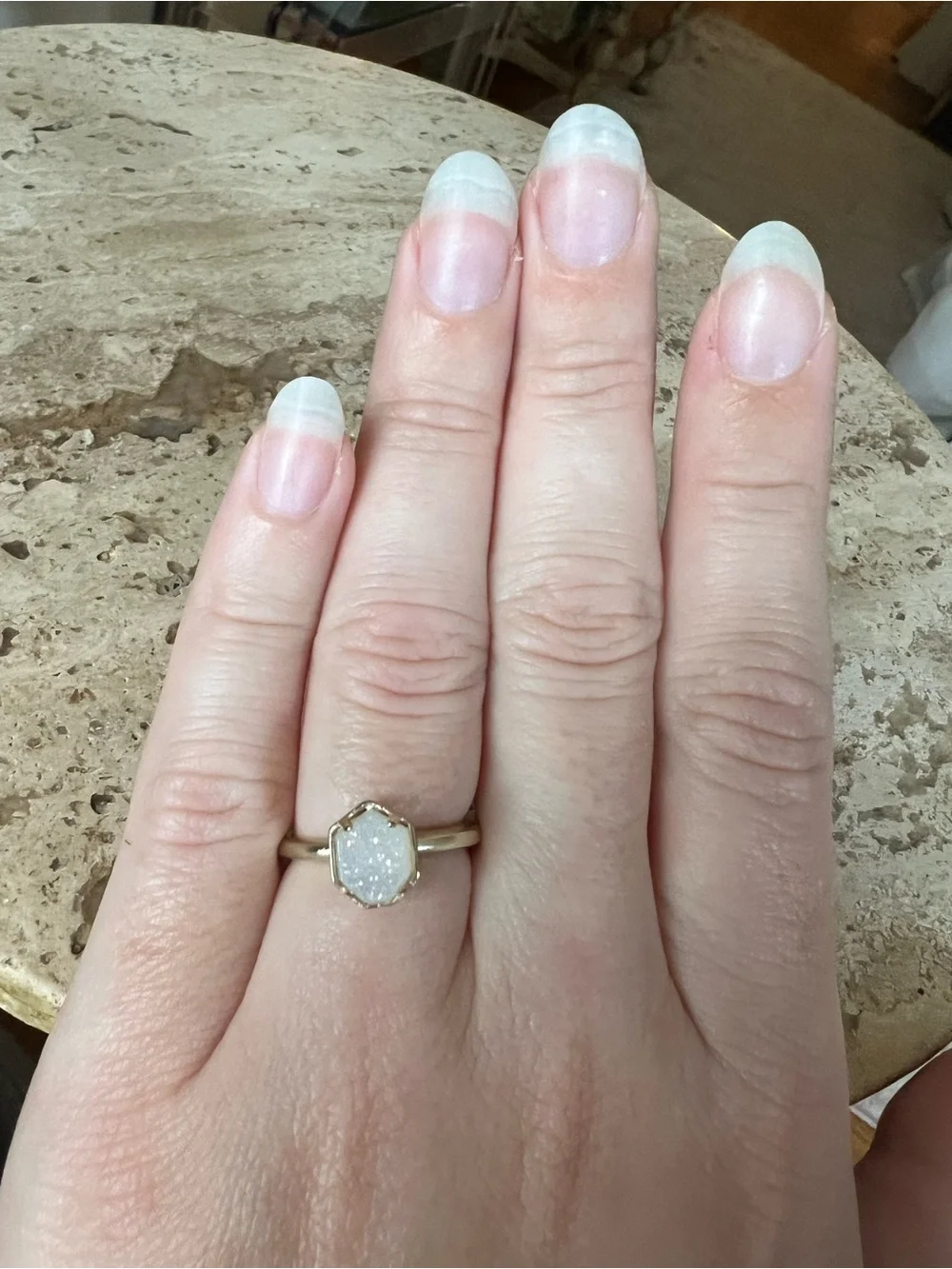 Kendra Scott elegant gold